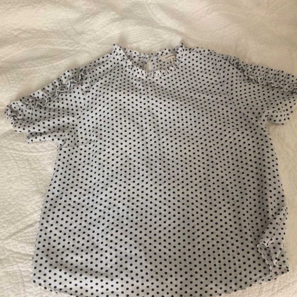 Monteau Polka Dot Top with Ruffle sleeve